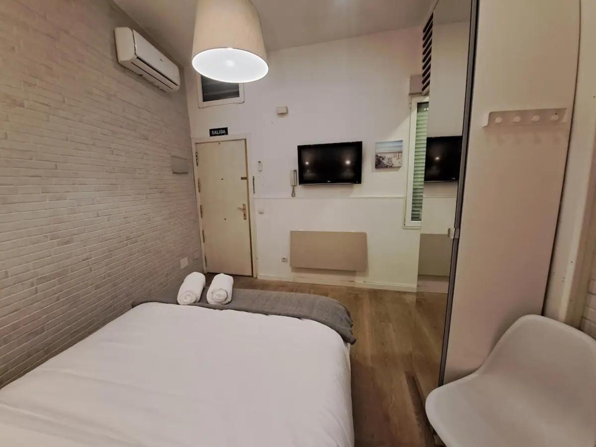 Cosy Apartamento En La Latina マドリード エクステリア 写真